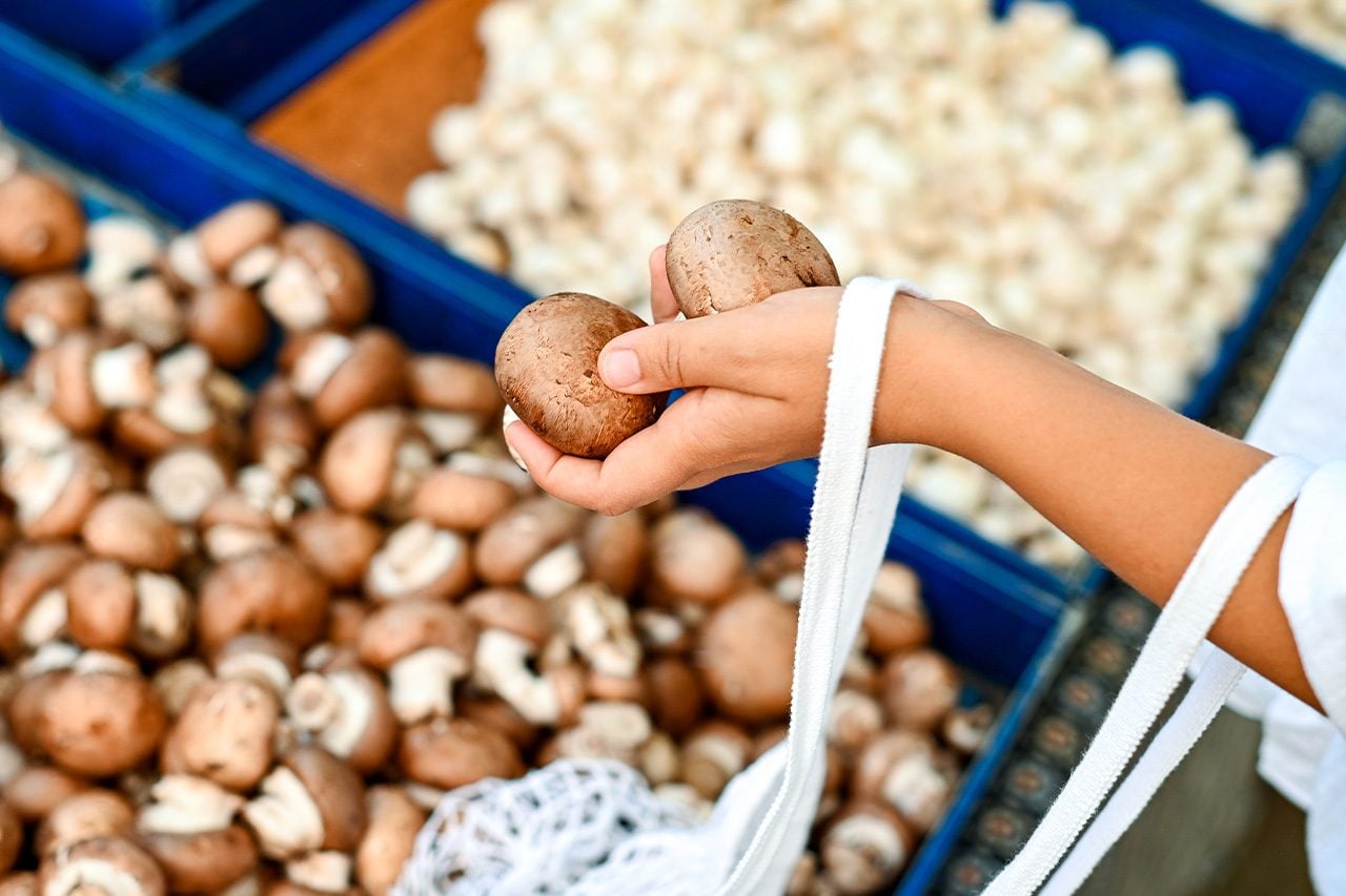 How to Pick the Freshest Mushrooms at the Store