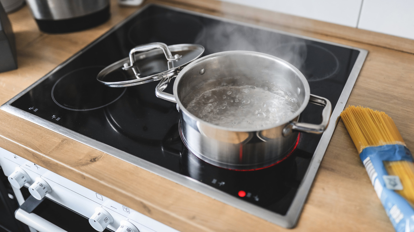 Never Use These Types Of Cookware On Your Induction Stovetop